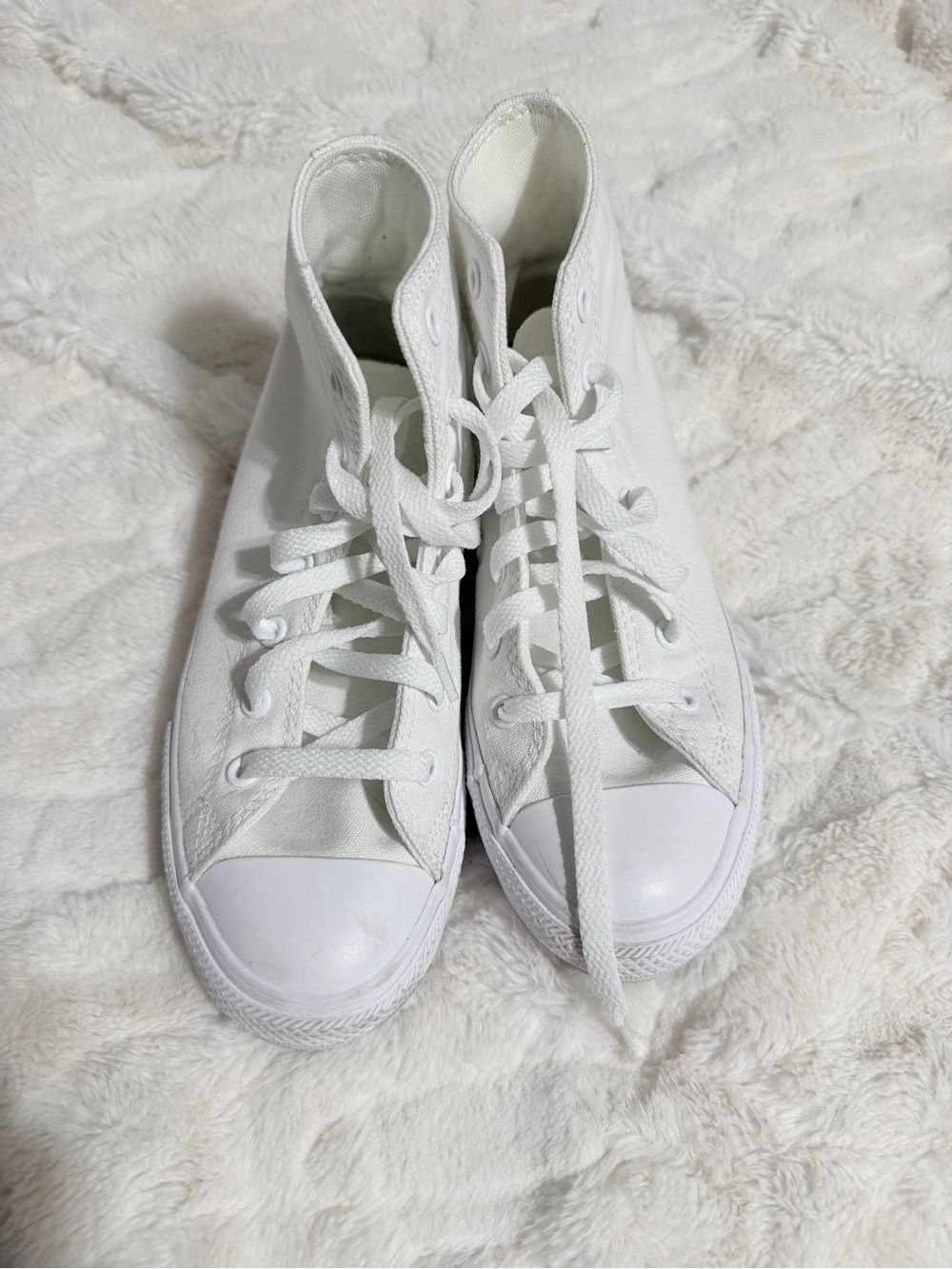 Converse Kids All-White High-Top Lace-Up Boots